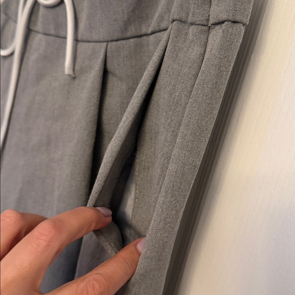 Zara Wide-Leg Light Gray Double Waisted Drawstring Pants - Picture 8 of 15